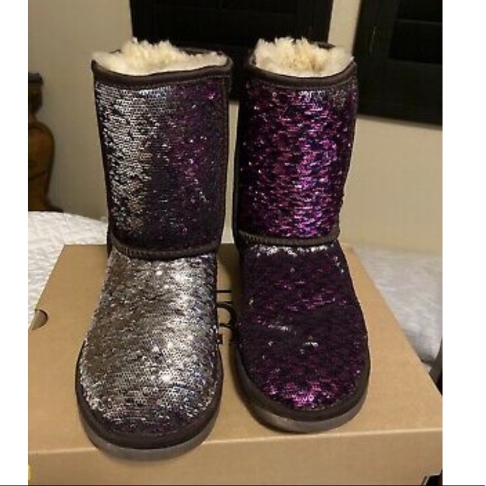 AUTHENTIC PURPLE/ SILVER SPARKLE UGGS